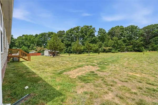 114 Hughes Ridge CT, Burlington, NC 27217