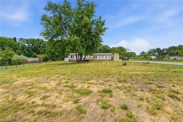 114 Hughes Ridge CT, Burlington, NC 27217