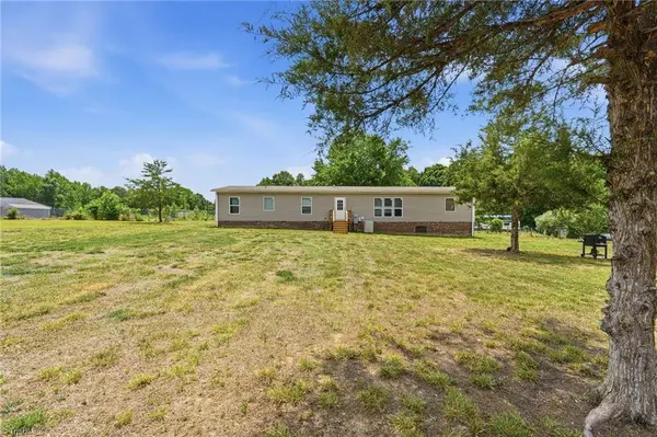 114 Hughes Ridge CT, Burlington, NC 27217