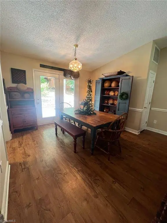 1088 Country place RD, Asheboro, NC 27203