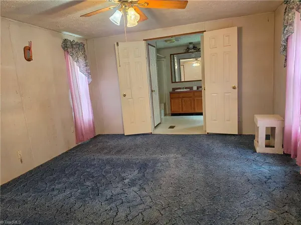 264 Smith Ridgecrest RD, North Wilkesboro, NC 28659