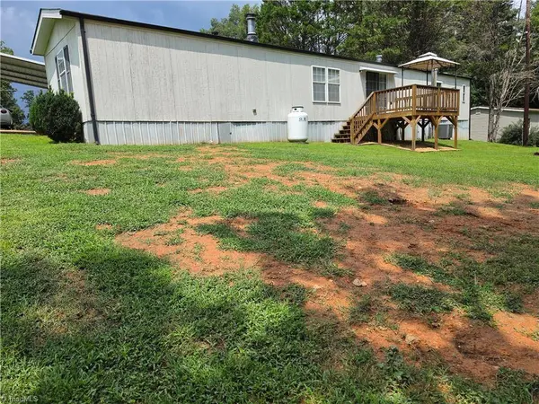 264 Smith Ridgecrest RD, North Wilkesboro, NC 28659