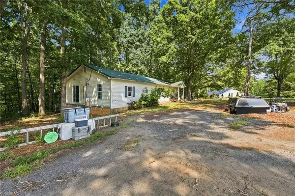 4255 Reid RD, Tobaccoville, NC 27050