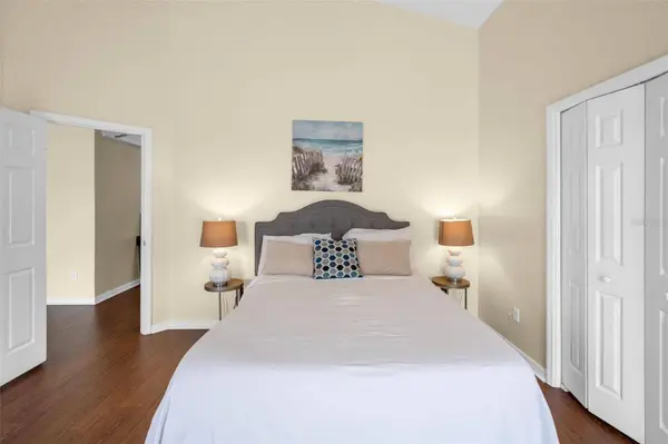 1104 BLOOMINGDALE DR, Davenport, FL 33897