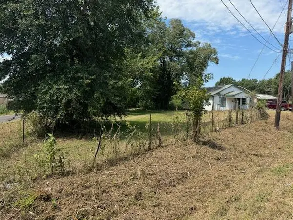 410 Montgomery ST, Navasota, TX 77868