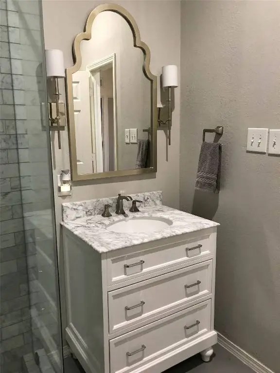 13401 Indigo Sands DR, Pearland, TX 77584