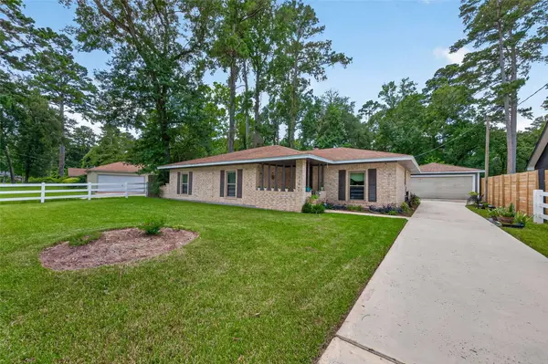 23847 Creek Wood DR, Spring, TX 77389