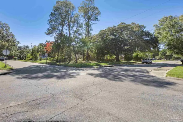 2619 N 11th Ave, Pensacola, FL 32503