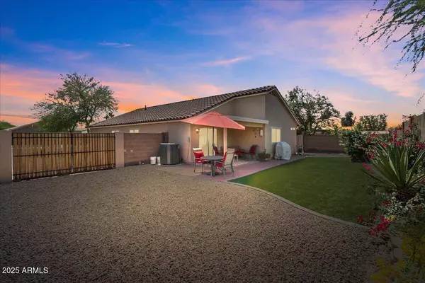 16538 N OACHS Drive, Surprise, AZ 85374