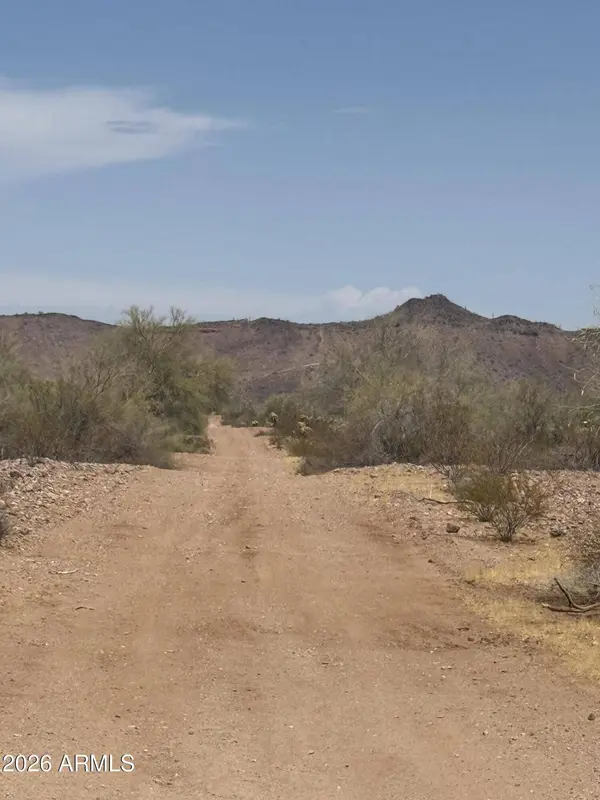 330 W Restin Road #33, Wittmann, AZ 85361