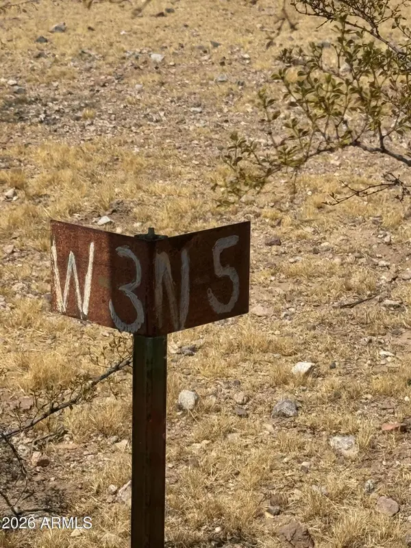330 W Restin Road #33, Wittmann, AZ 85361