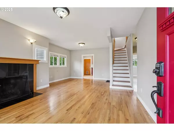 6013 NE MILTON ST, Portland, OR 97213