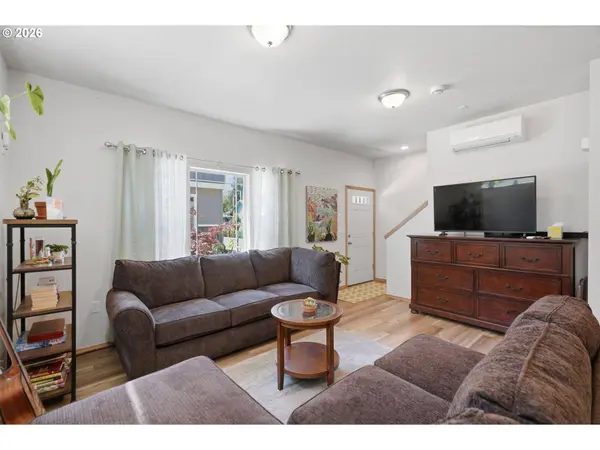 6046 SE 136TH AVE, Portland, OR 97236