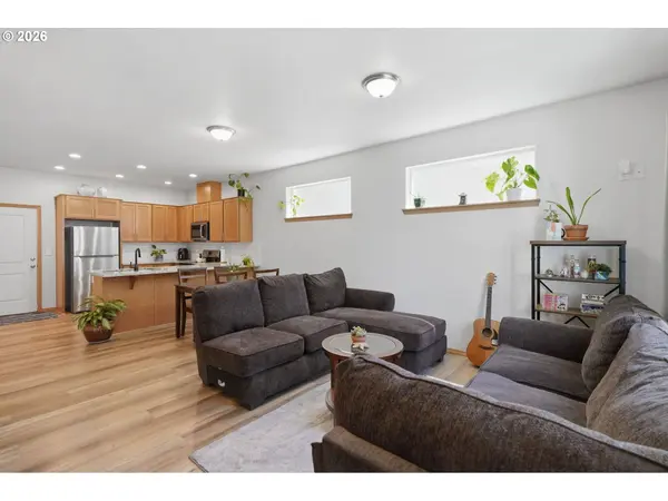 6046 SE 136TH AVE, Portland, OR 97236