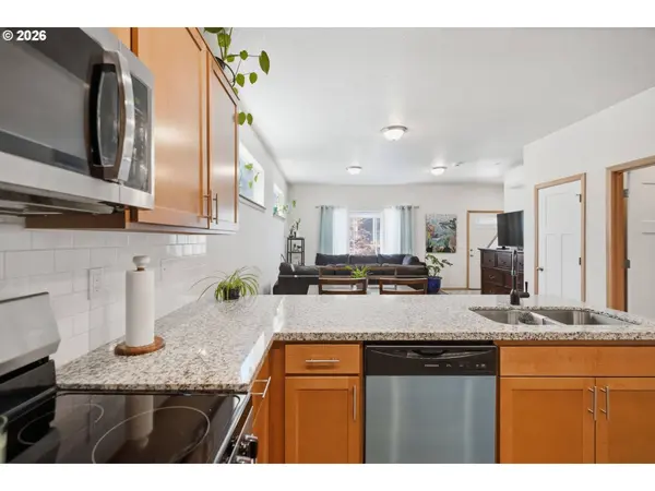 6046 SE 136TH AVE, Portland, OR 97236