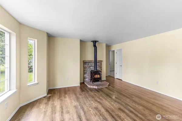 218 Saint Helens WAY, Winlock, WA 98596