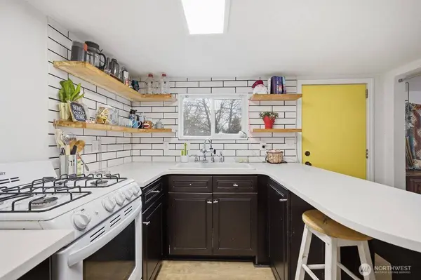 17 E 13th Ave, Kennewick, WA 99336