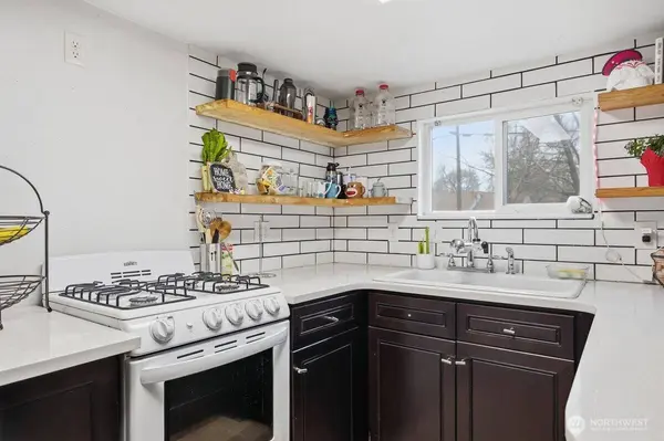 17 E 13th Ave, Kennewick, WA 99336