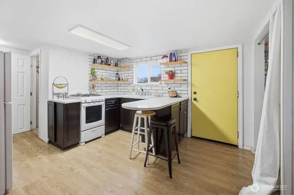 17 E 13th Ave, Kennewick, WA 99336