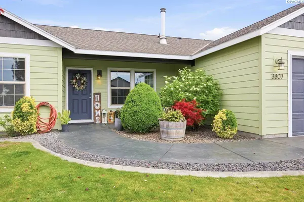 3807 Milagro, Pasco, WA 99301