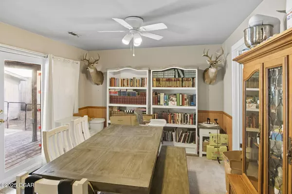 411 S Saint Charles Avenue, Joplin, MO 64801