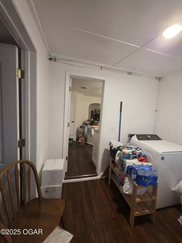 1729 S Indiana Avenue, Joplin, MO 64804