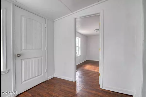 1729 S Indiana Avenue, Joplin, MO 64804