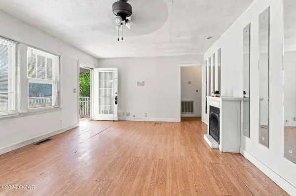 2829 E 13th Street, Joplin, MO 64801