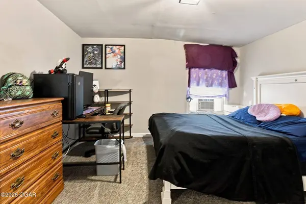 623 S Center Street, Granby, MO 64844