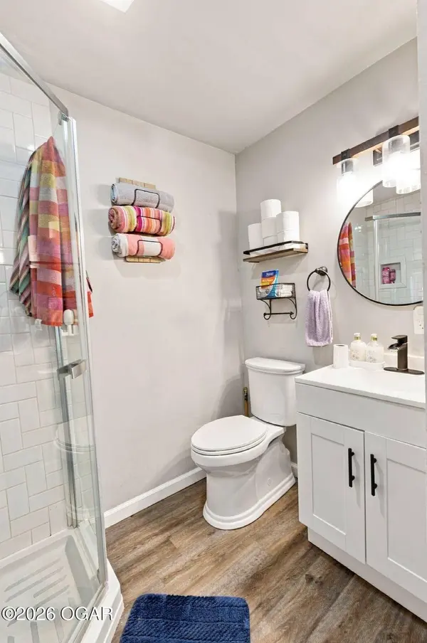 623 S Center Street, Granby, MO 64844