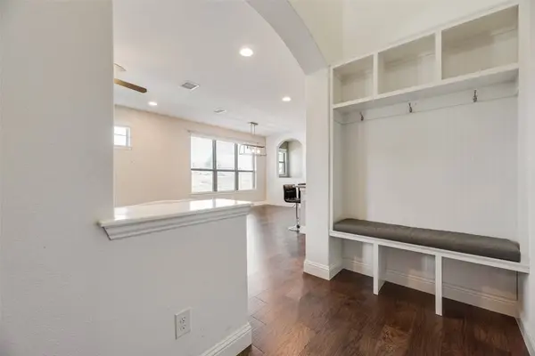 4670I Rhett LN #I, Carrollton, TX 75010