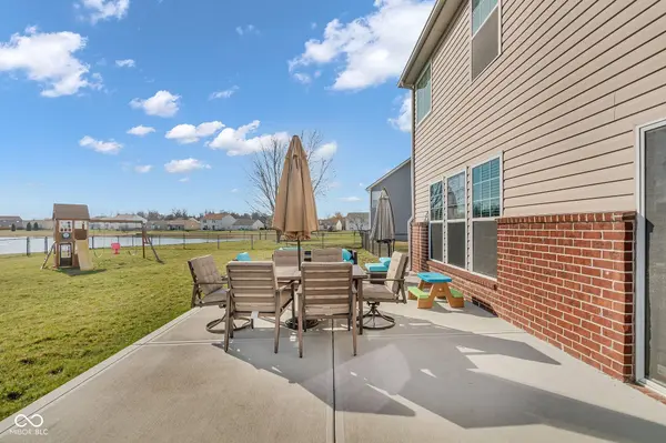 7185 Laredo DR, Mccordsville, IN 46055
