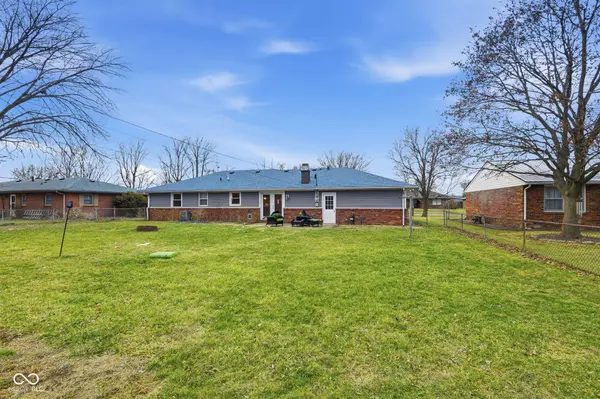 827 Country LN, Anderson, IN 46013