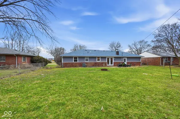 827 Country LN, Anderson, IN 46013
