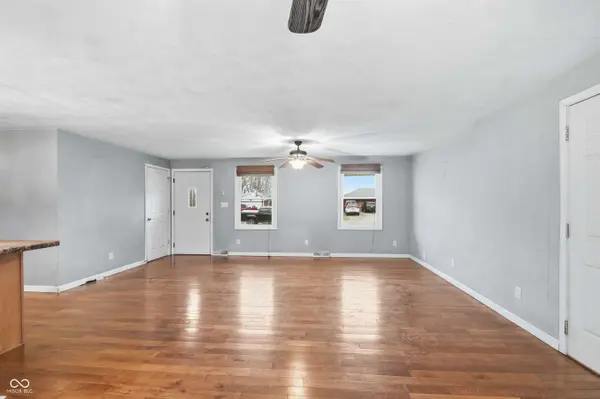 827 Country LN, Anderson, IN 46013