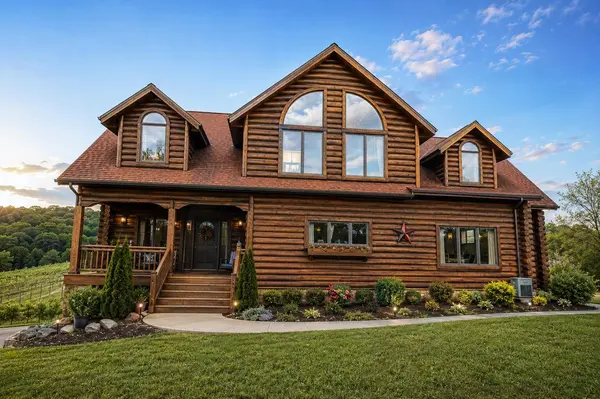 112 Lovers Leap Road