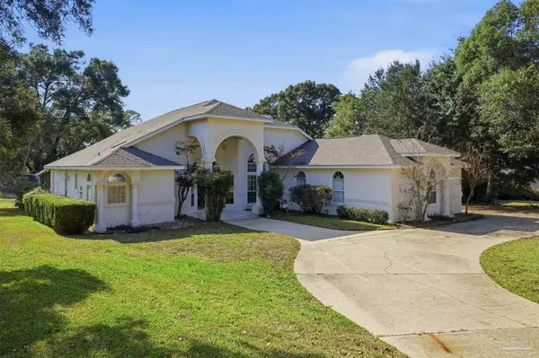 3139 Marcus Pointe Blvd, Pensacola, FL 32505