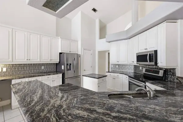 3139 Marcus Pointe Blvd, Pensacola, FL 32505