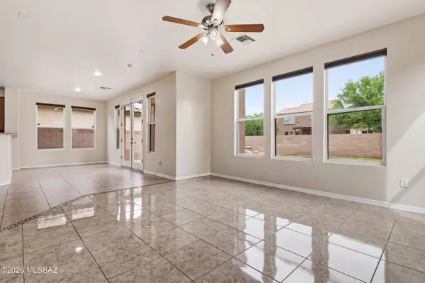 6995 S Beavertail Ln, Tucson, AZ 85756