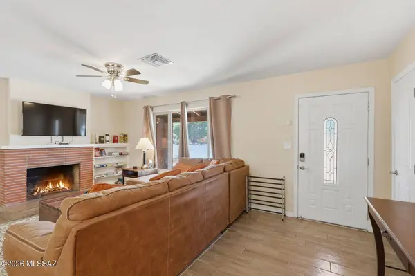 221 S Tucson Blvd, Tucson, AZ 85716