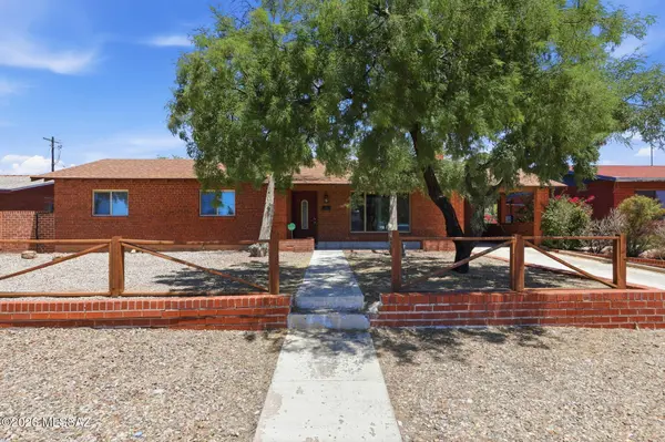 221 S Tucson Blvd, Tucson, AZ 85716