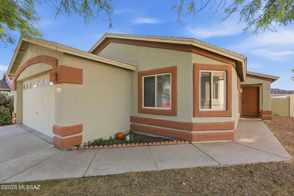 10233 E Desert Mesa Dr, Tucson, AZ 85747