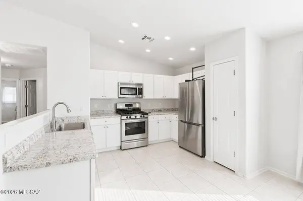 10233 E Desert Mesa Dr, Tucson, AZ 85747