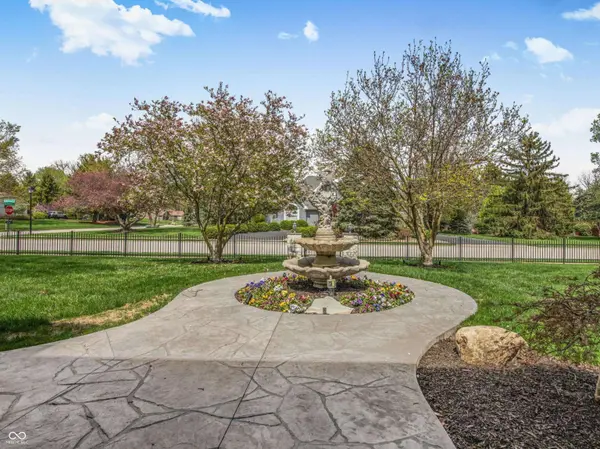 2219 Pebble Beach DR, Carmel, IN 46032