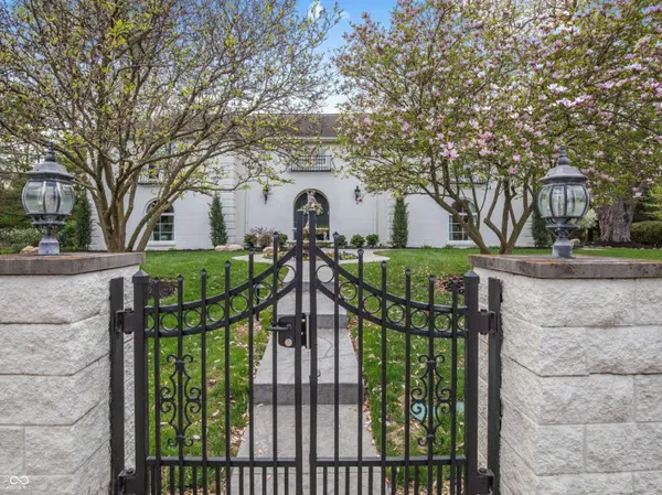2219 Pebble Beach DR, Carmel, IN 46032
