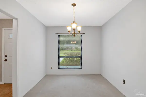 3335 Pursell Ln, Pensacola, FL 32526