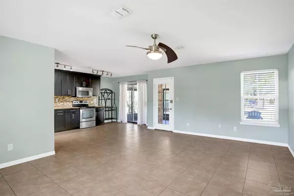 10578 Fair Pine Dr, Pensacola, FL 32506