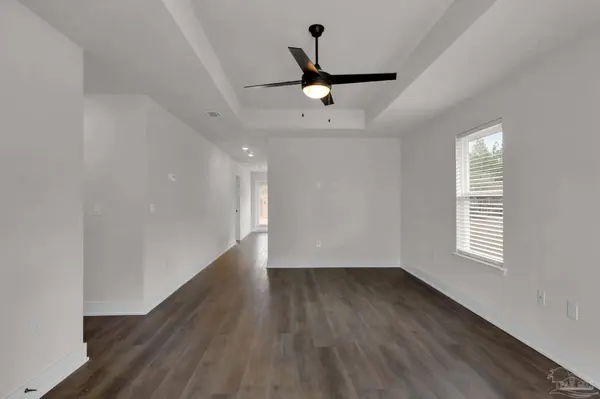 1014 Brimwood Cir, Cantonment, FL 32533