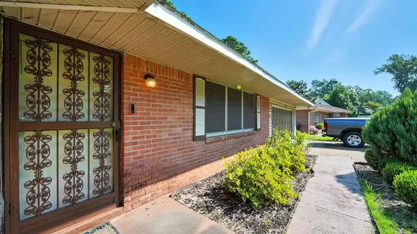 1358 OLD HICKORY RD, Memphis, TN 38116