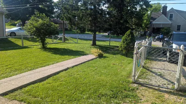865 Hillwood Avenue, Frankfort, KY 40601